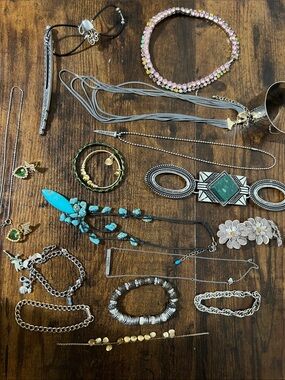 Turquoise Beaded Statement Bracelet - Unbranded